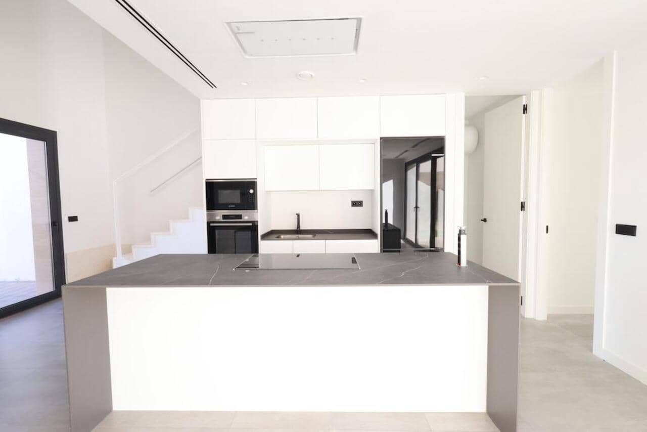 3 bedroom Villa for sale in Torre-Pacheco with pool garage - € 439,000 (Ref: 8716624)