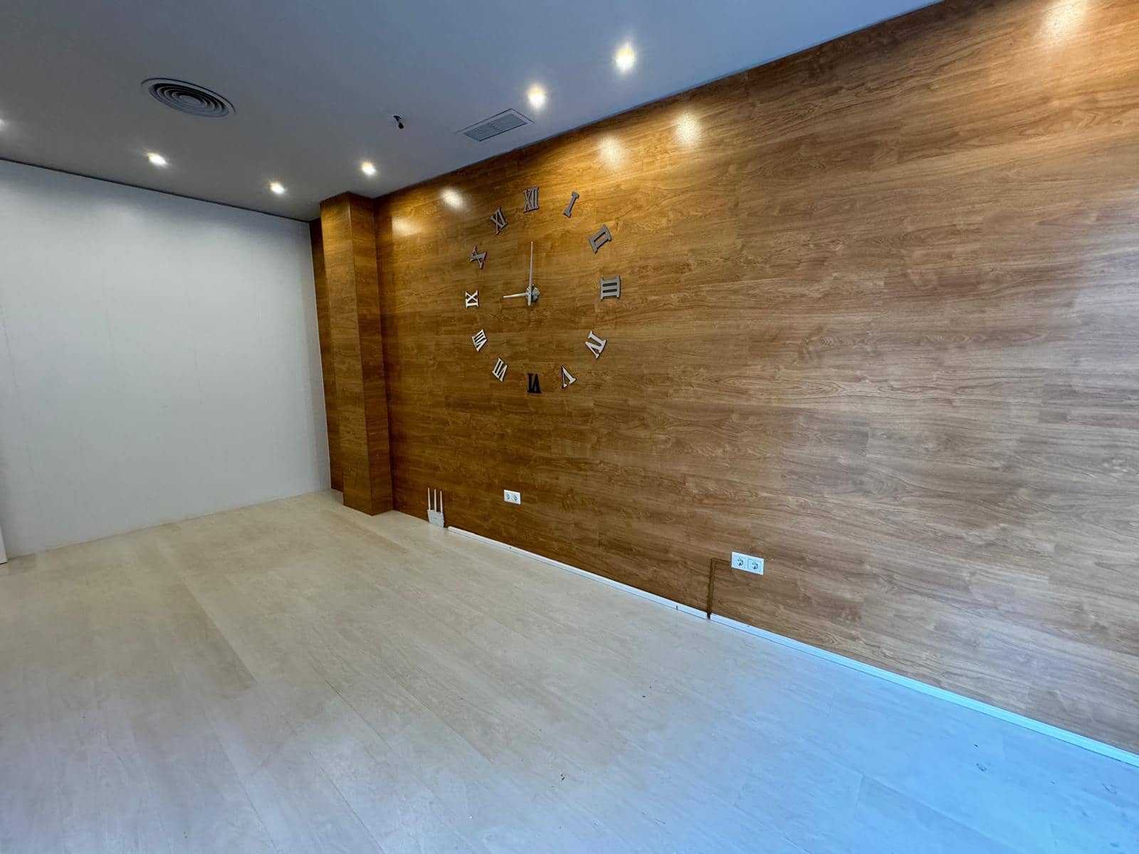 Kantoor te koop in Guardamar del Segura - € 222.200 (Ref: 8722955)