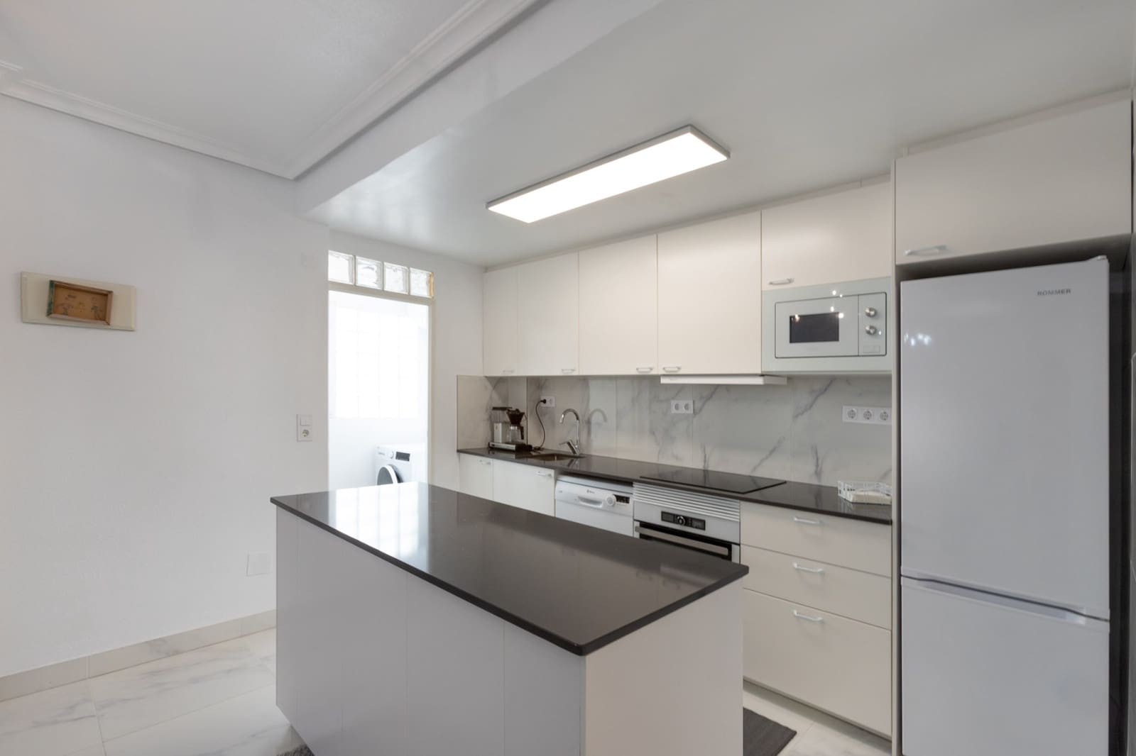 3 makuuhuone Bungalow myytävänä paikassa Orihuela Costa mukana uima-altaan - 260 000 € (Ref: 8722961)