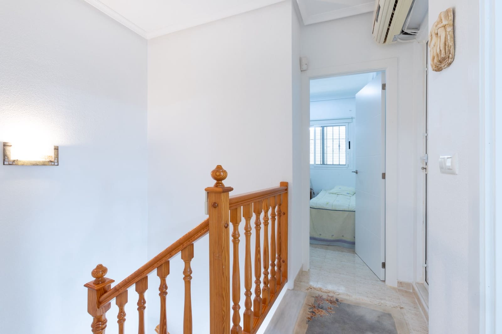 3 makuuhuone Bungalow myytävänä paikassa Orihuela Costa mukana uima-altaan - 260 000 € (Ref: 8722961)