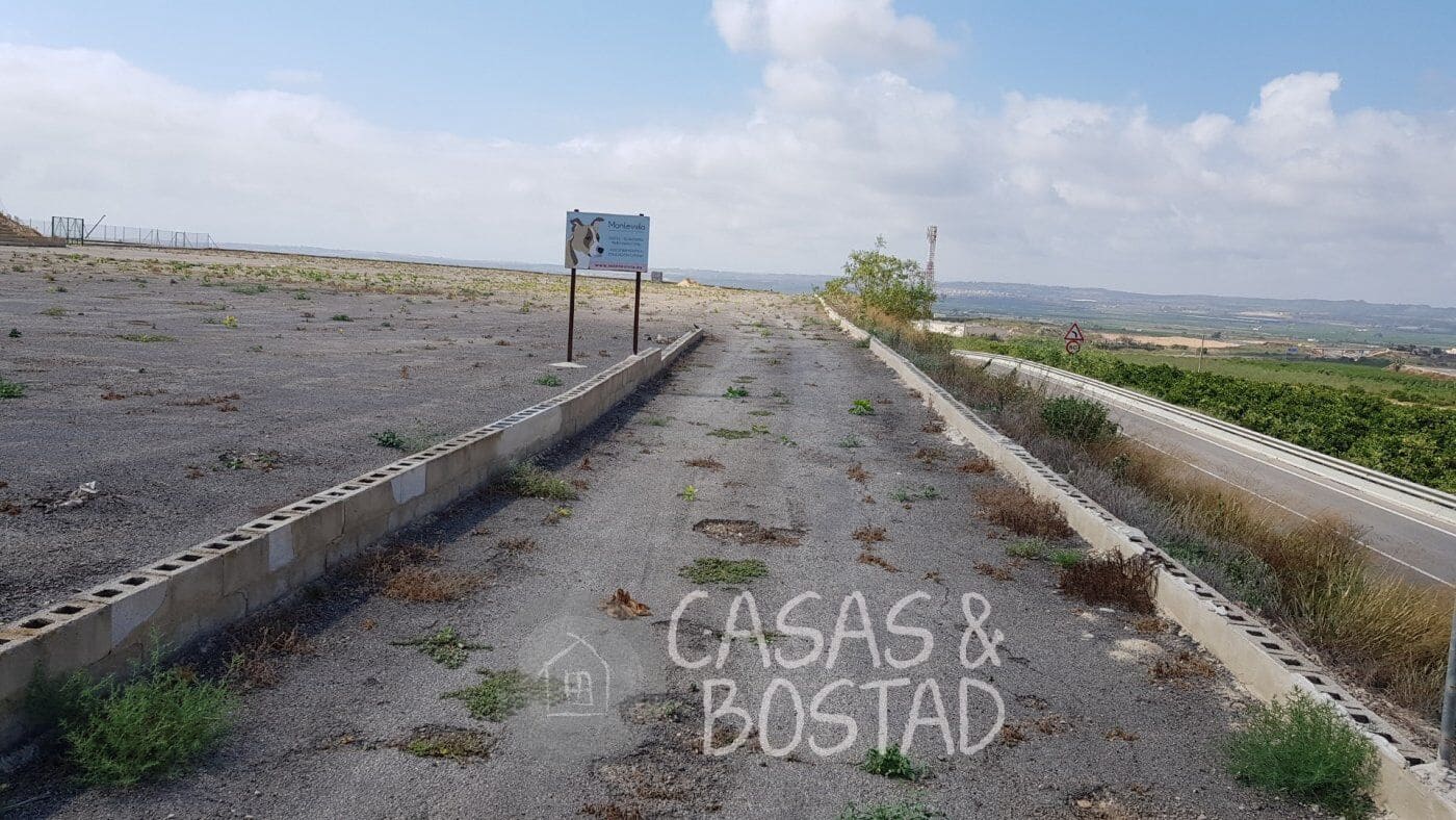 2 sovrum Finca/Hus på landet till salu i Los Montesinos - 380 000 € (Ref: 8722965)