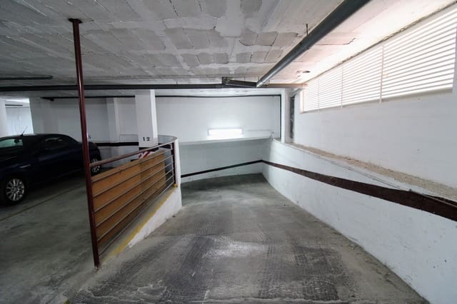 Garagem para venda em Torrevieja - 13 500 € (Ref: 8722968)