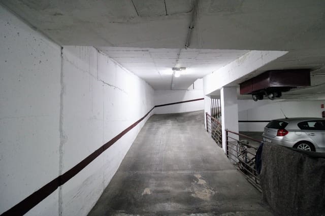 Garagem para venda em Torrevieja - 13 500 € (Ref: 8722968)