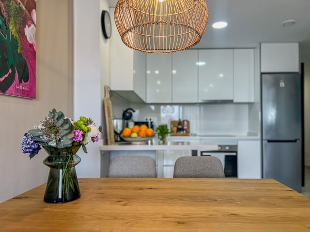 2 quarto Penthouse para venda em Torrevieja com piscina - 325 000 € (Ref: 8722969)