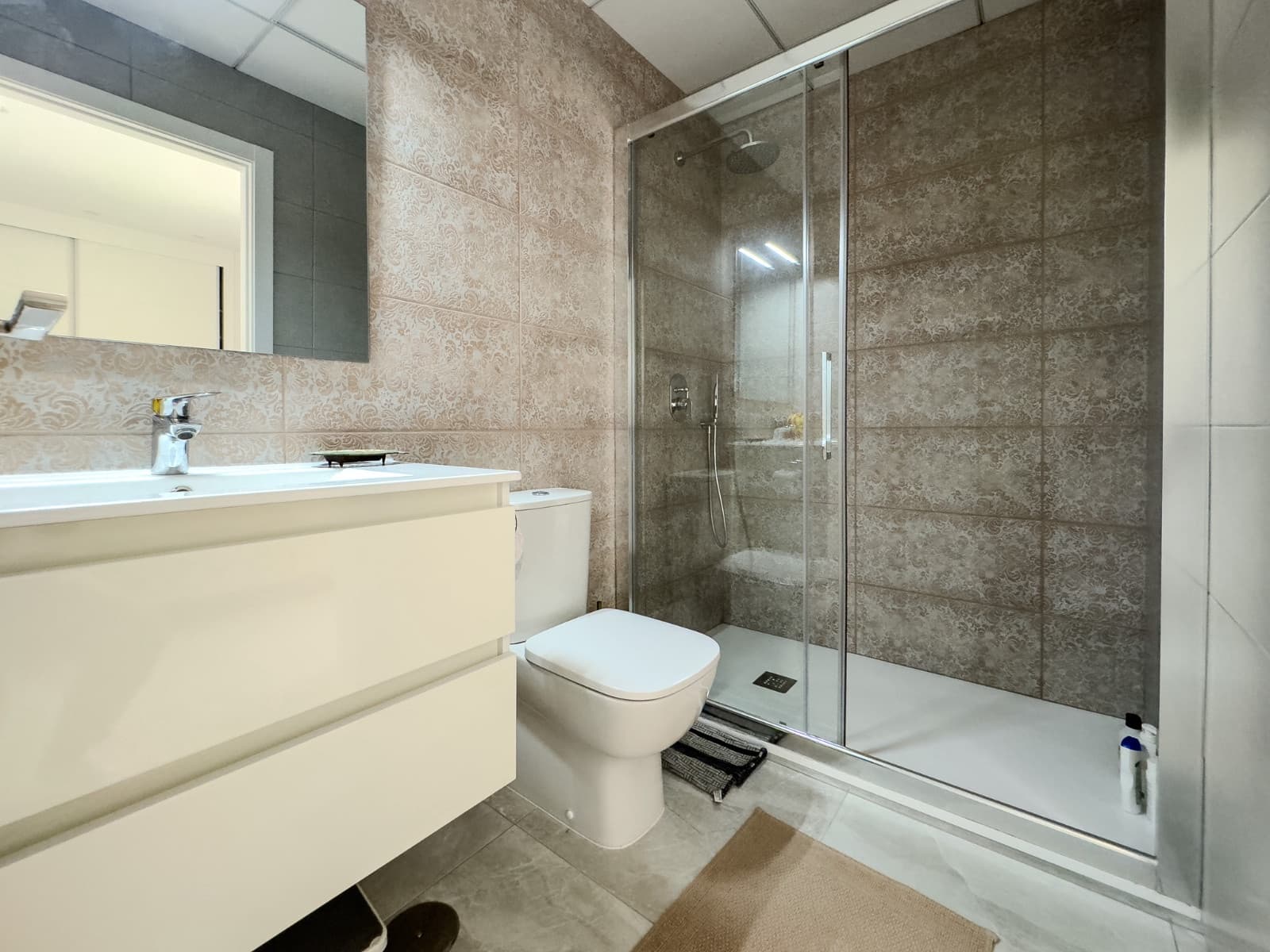 2 quarto Penthouse para venda em Torrevieja com piscina - 325 000 € (Ref: 8722969)