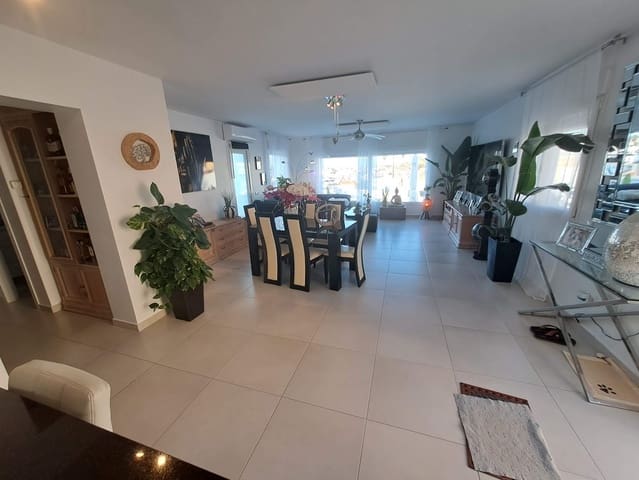 6 camera da letto Villa in vendita in Ciudad Quesada, Rojales con piscina garage - 685.000 € (Rif: 8736677)