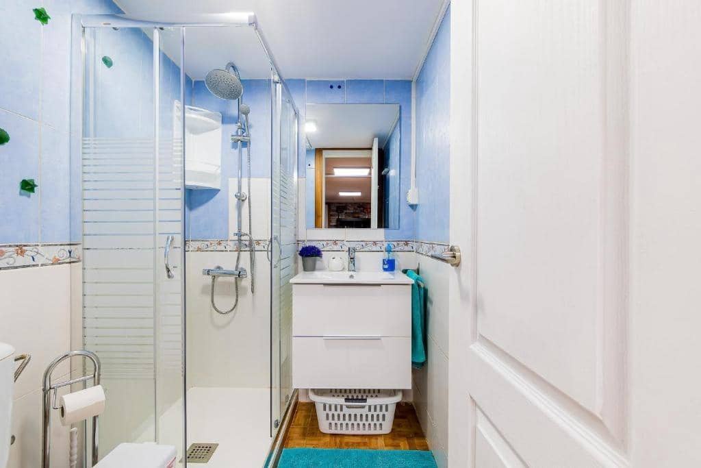 Apartamento de 4 habitaciones en Torrevieja en venta con garaje - 243.000 € (Ref: 8736722)