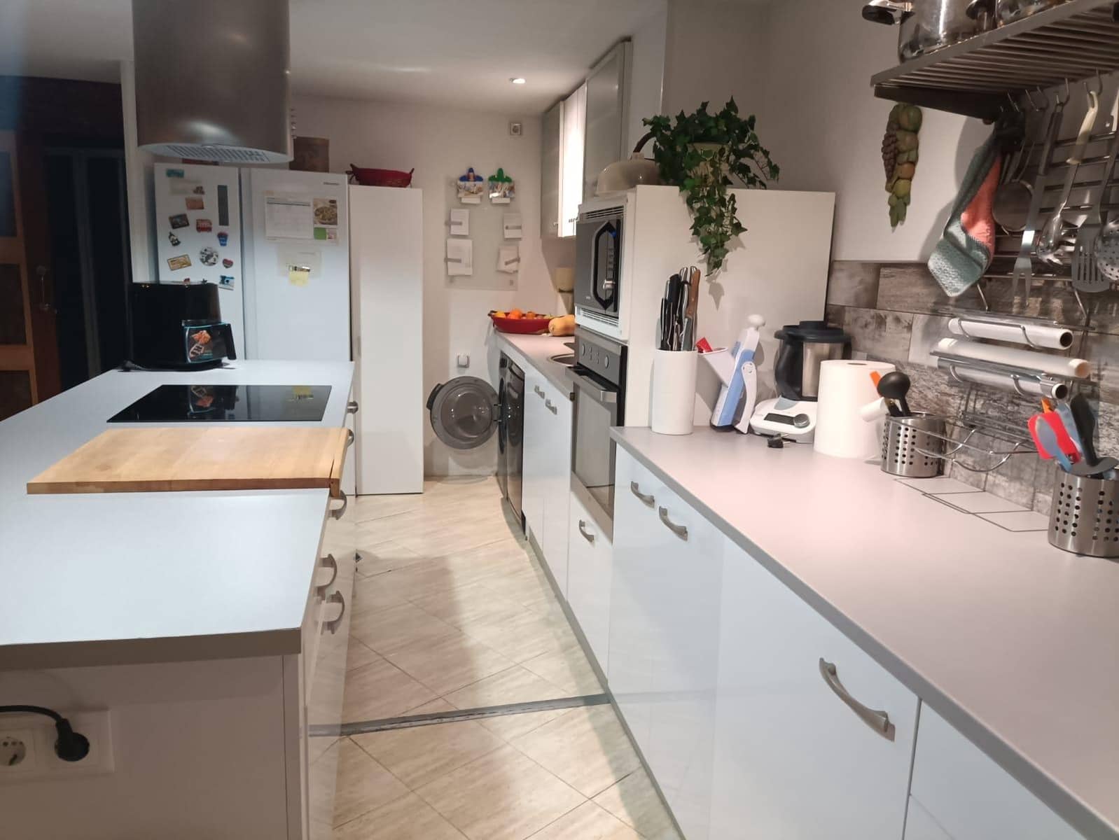 Apartamento de 4 habitaciones en Torrevieja en venta con garaje - 243.000 € (Ref: 8736722)