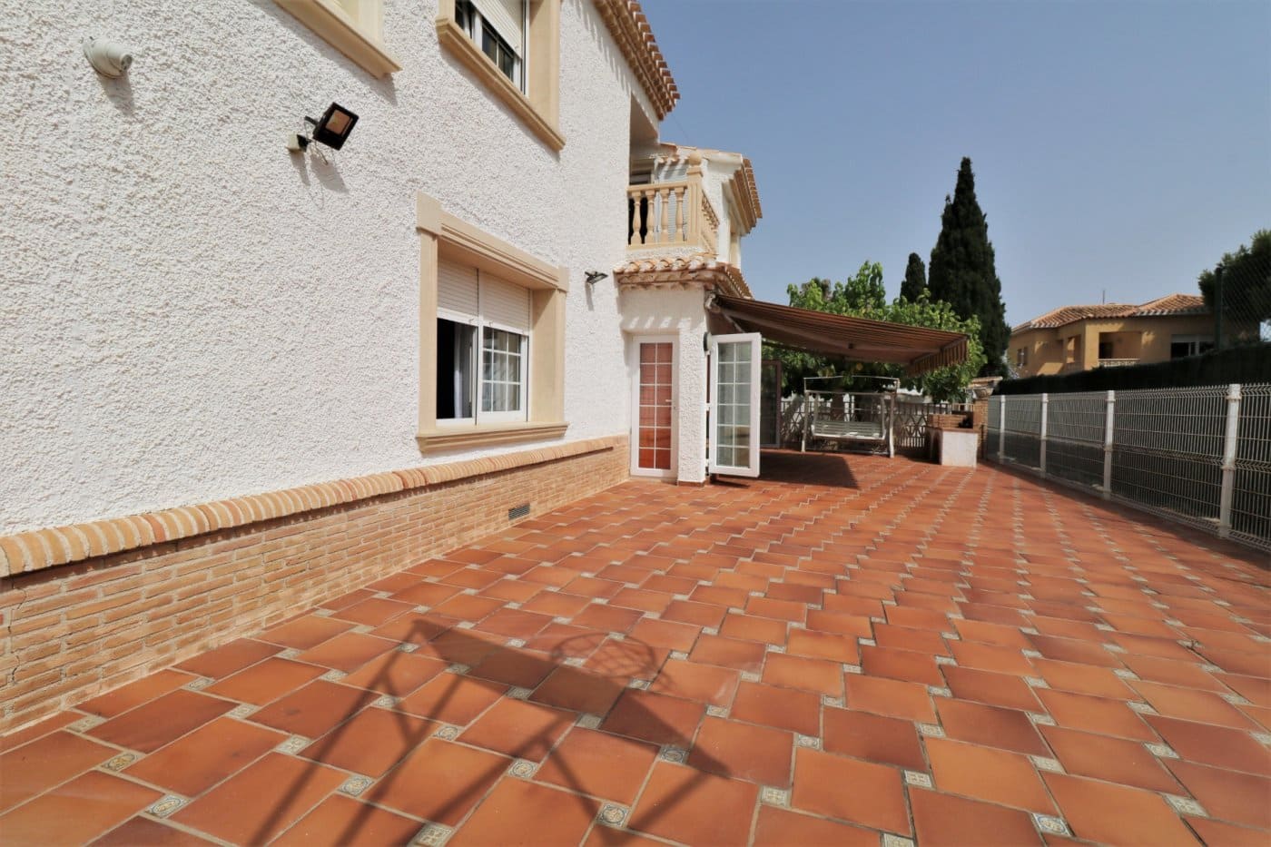 8 bedroom Villa for sale in Orihuela Costa with pool garage - € 1,560,000 (Ref: 8736734)