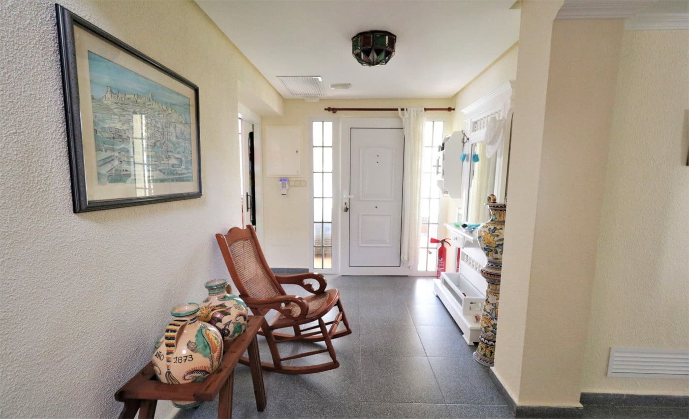 8 bedroom Villa for sale in Orihuela Costa with pool garage - € 1,560,000 (Ref: 8736734)