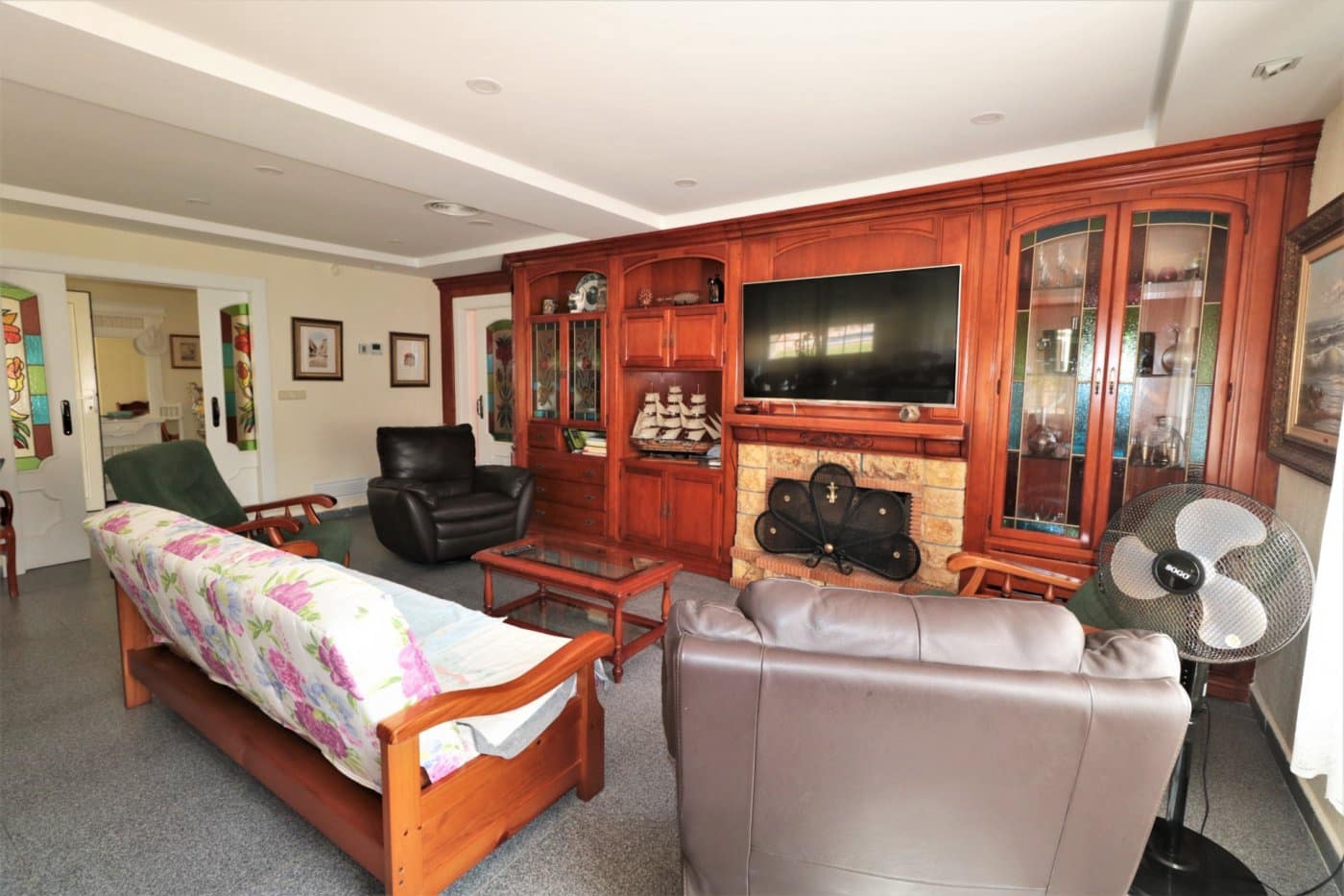 8 bedroom Villa for sale in Orihuela Costa with pool garage - € 1,560,000 (Ref: 8736734)