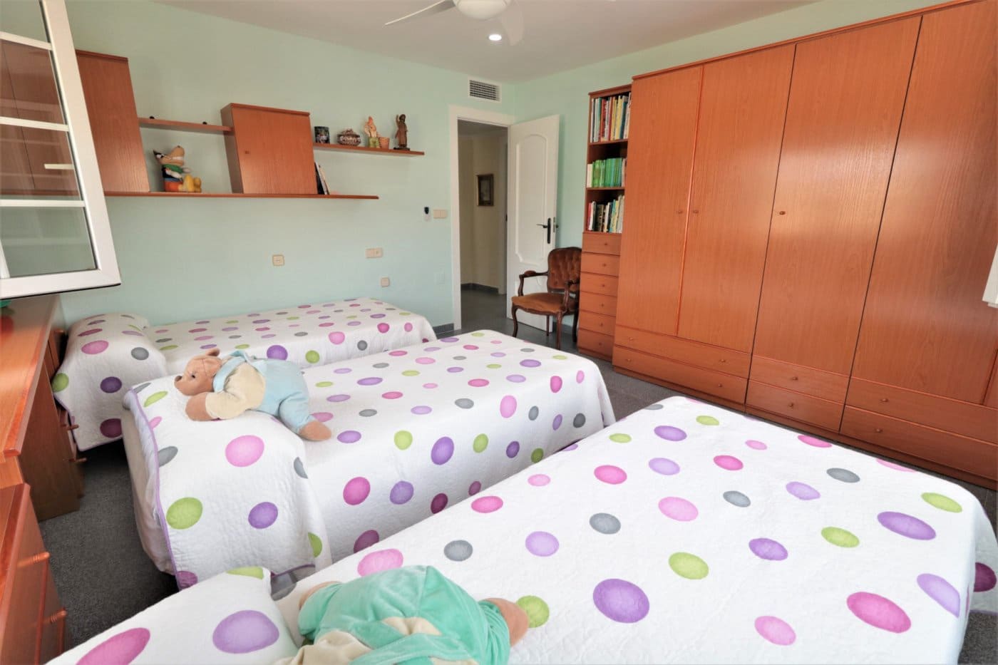 8 bedroom Villa for sale in Orihuela Costa with pool garage - € 1,560,000 (Ref: 8736734)