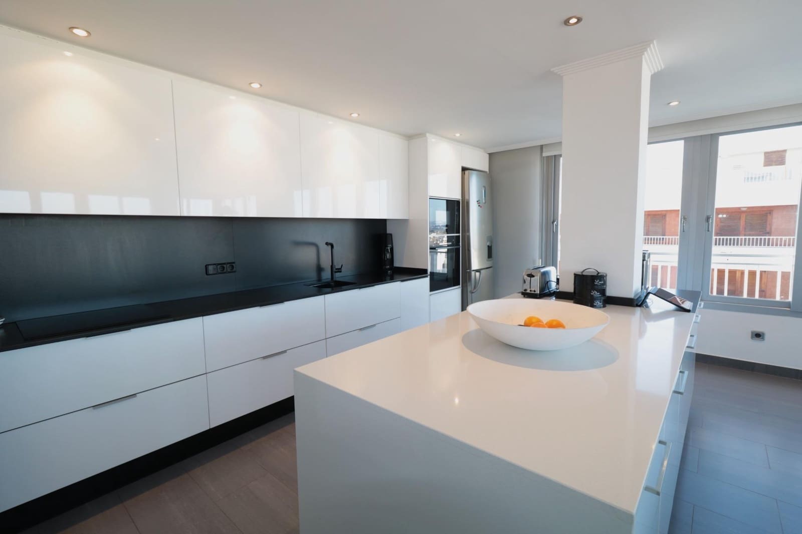 2 soveværelse Penthouse til salg i Torrevieja med swimmingpool - € 350.000 (Ref: 8736735)