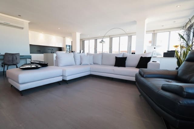 2 soveværelse Penthouse til salg i Torrevieja med swimmingpool - € 350.000 (Ref: 8736735)