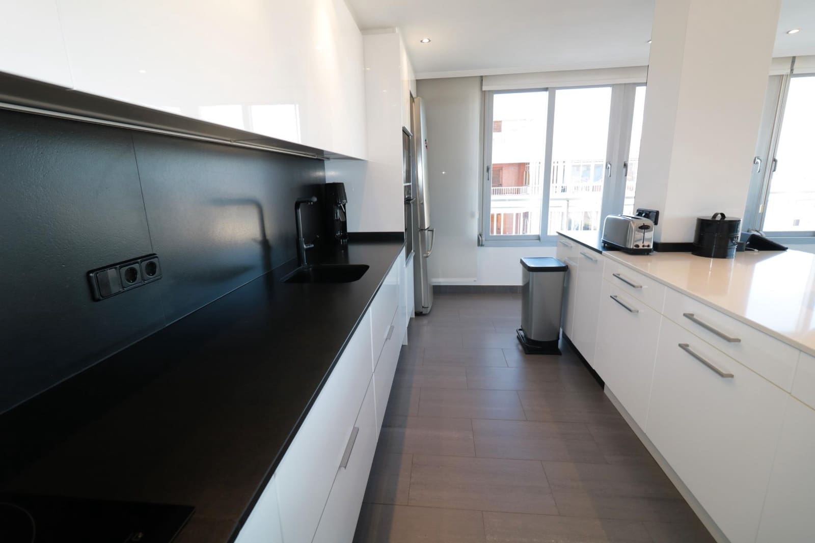 2 soveværelse Penthouse til salg i Torrevieja med swimmingpool - € 350.000 (Ref: 8736735)