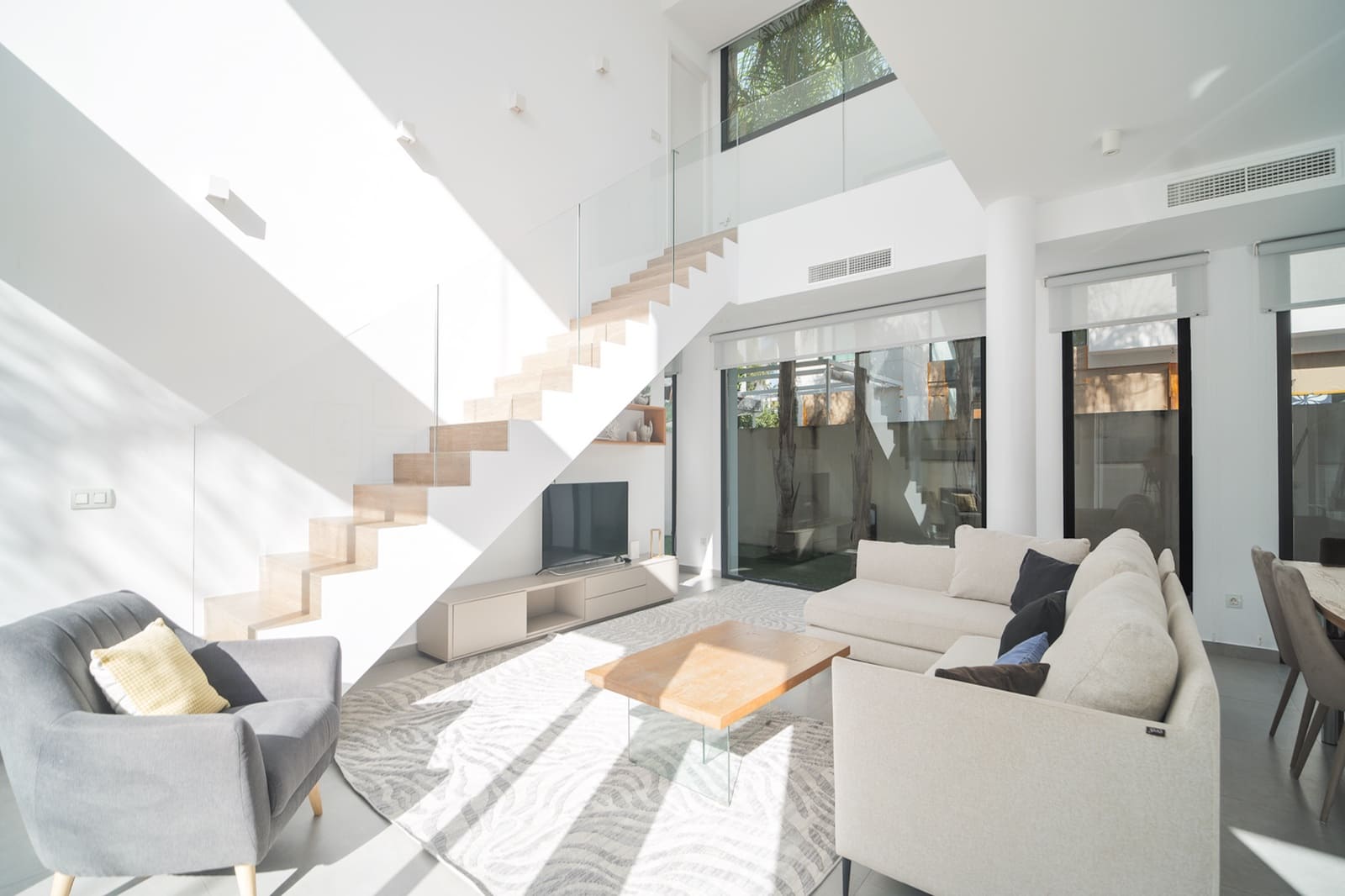 3 makuuhuone Huvila myytävänä paikassa Ciudad Quesada mukana uima-altaan - 650 000 € (Ref: 8743867)