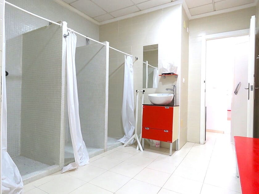 Erhverv til salg i Guardamar del Segura med swimmingpool - € 129.000 (Ref: 8743895)