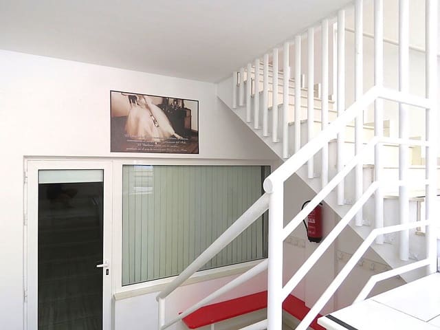 Erhverv til salg i Guardamar del Segura med swimmingpool - € 129.000 (Ref: 8743895)