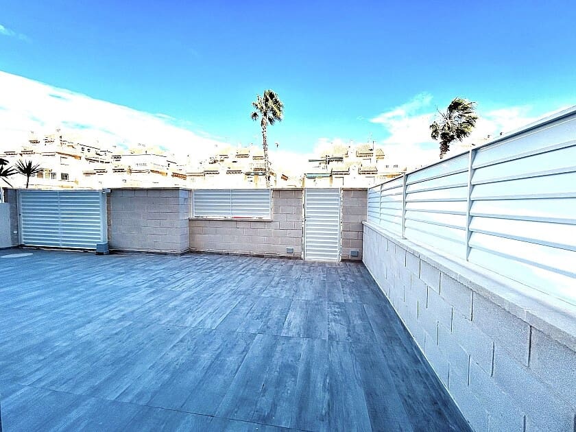 3 slaapkamer Appartement te koop in Torrevieja met zwembad garage - € 395.000 (Ref: 8743897)