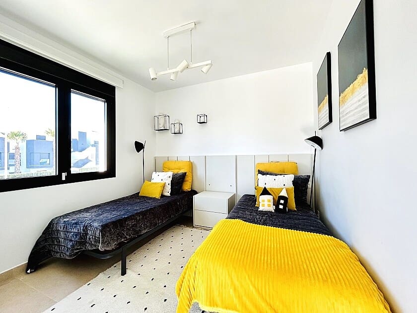 Chalet de 3 habitaciones en Guardamar del Segura en venta con piscina - 580.000 € (Ref: 8771170)