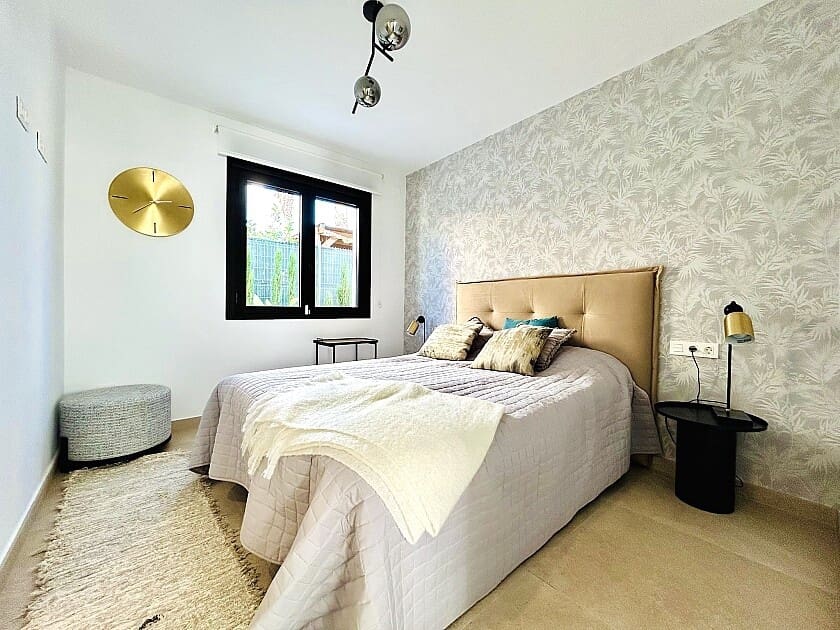 Chalet de 3 habitaciones en Guardamar del Segura en venta con piscina - 580.000 € (Ref: 8771170)