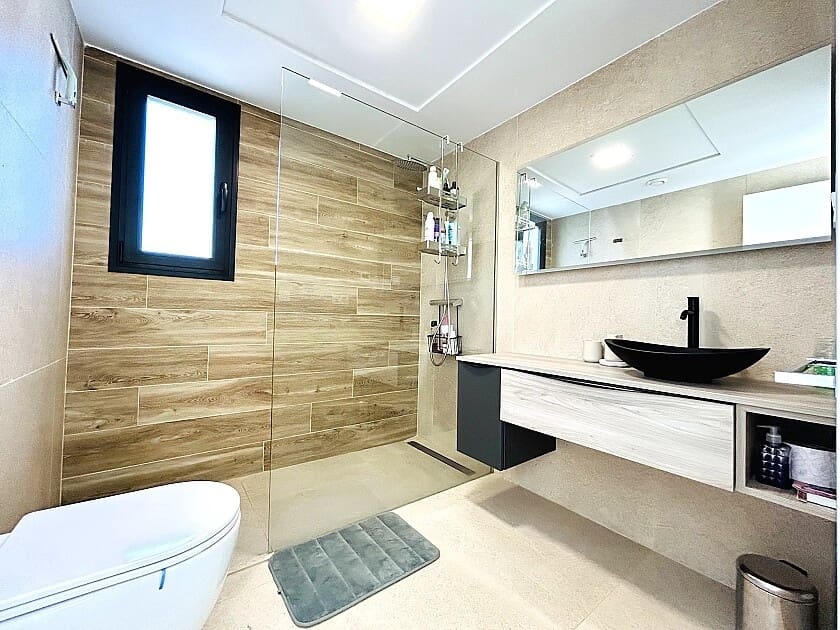 Chalet de 3 habitaciones en Guardamar del Segura en venta con piscina - 580.000 € (Ref: 8771170)