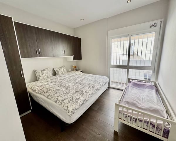 3 makuuhuone Huvila myytävänä paikassa Ciudad Quesada, Rojales mukana uima-altaan 
autotalli - 439 000 € (Ref: 8785332)