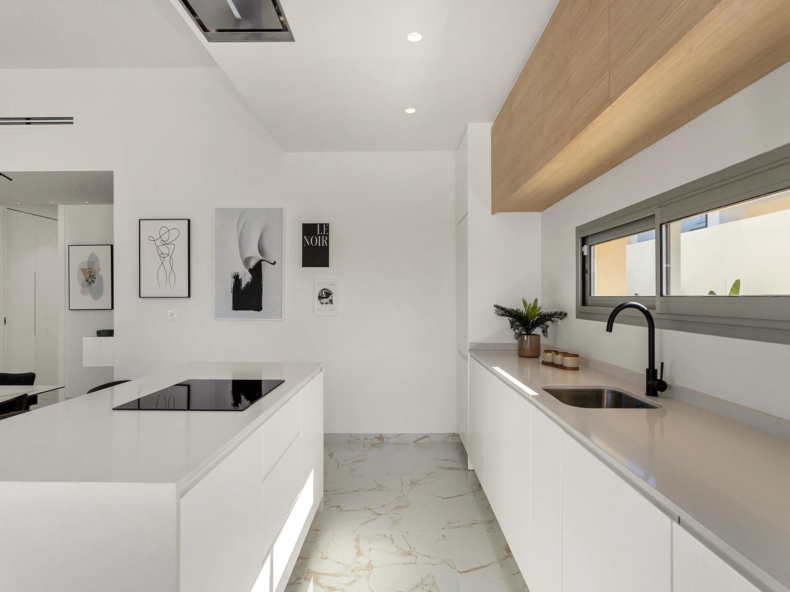 3 sypialnia Willa na sprzedaż w Torrevieja z basenem - 700 000 € (Ref: 8817082)