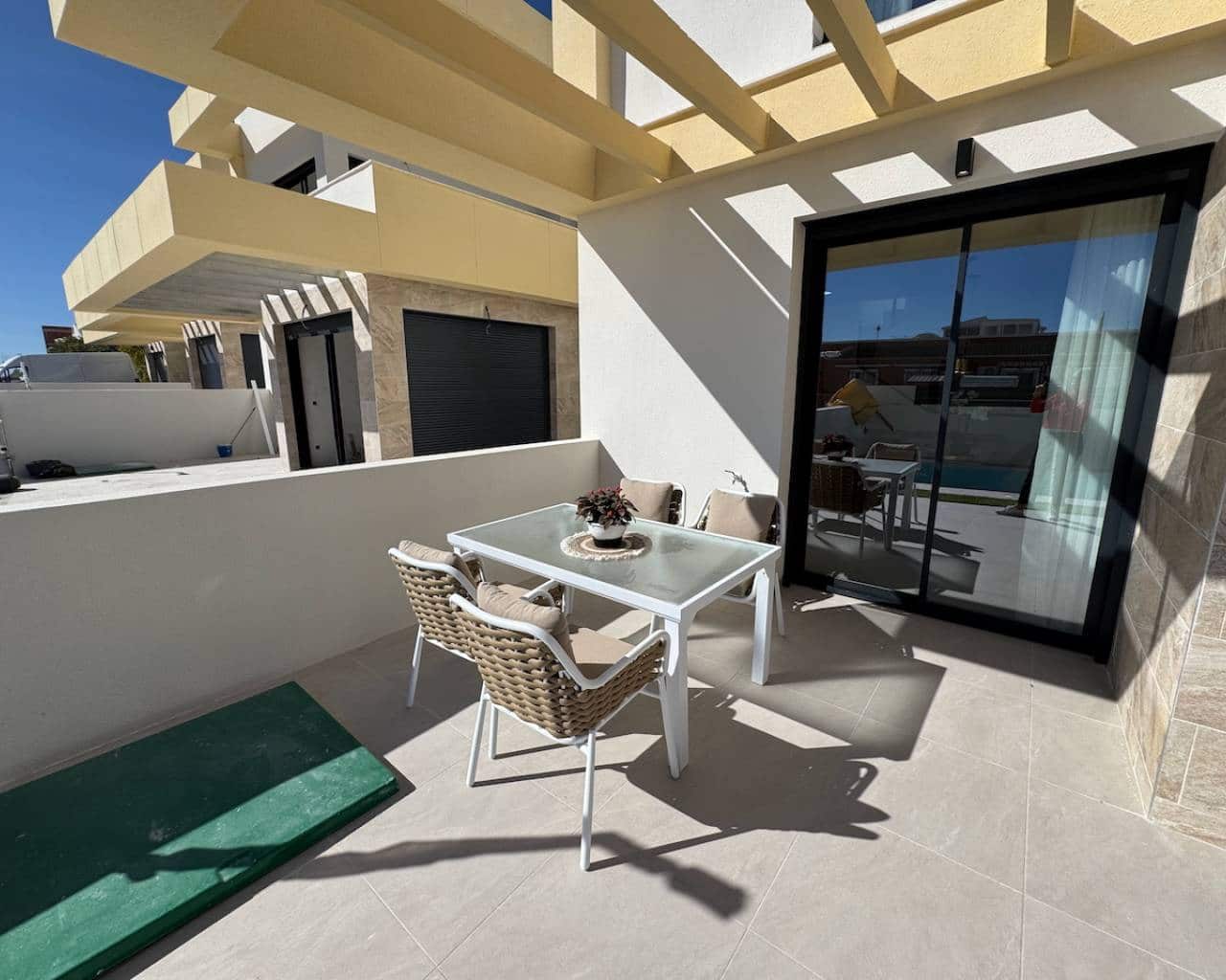 3 bedroom Villa for sale in Los Montesinos with pool garage - € 342,000 (Ref: 8817086)