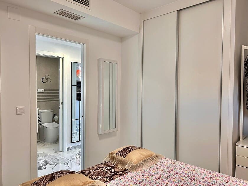 2 bedroom Apartment for sale in Villamartin with pool garage - € 370,000 (Ref: 8820903)