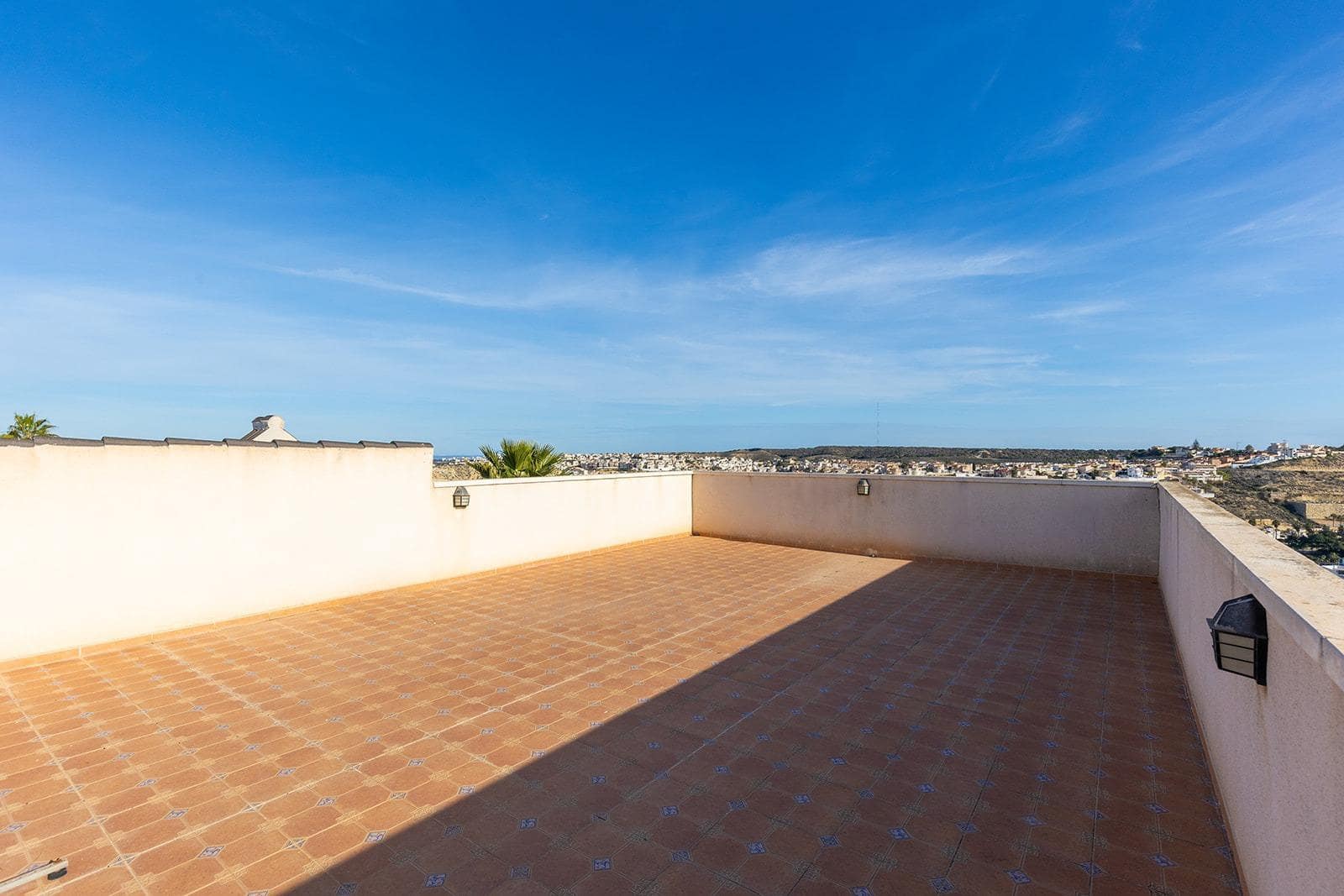 5 bedroom Villa for sale in Rojales with pool - € 449,000 (Ref: 8820905)