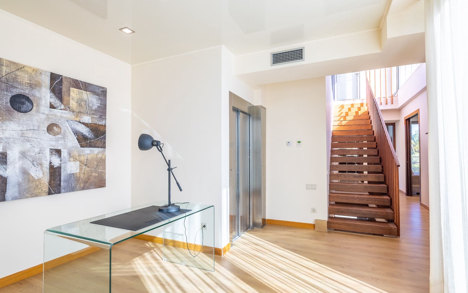 2 sypialnia Willa na sprzedaż w Orihuela Costa z basenem garażem - 1 100 000 € (Ref: 8824035)