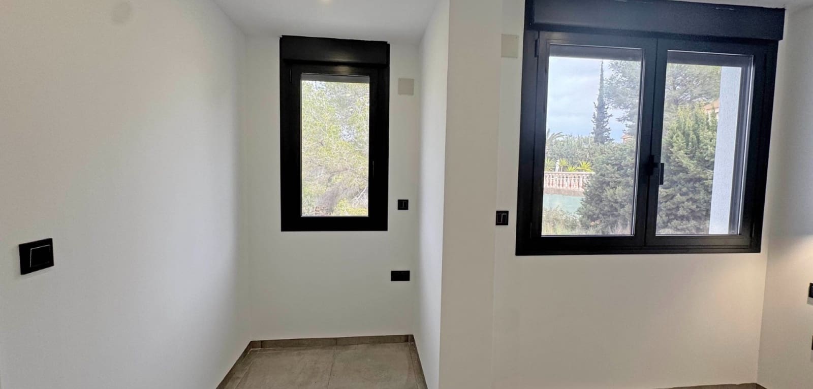 4 soveværelse Villa til salg i Torrevieja med swimmingpool garage - € 495.000 (Ref: 8835208)