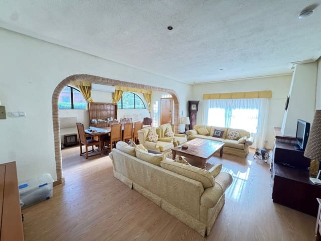 3 soveværelse Villa til salg i Cabo Roig, Orihuela med swimmingpool - € 850.000 (Ref: 8837644)