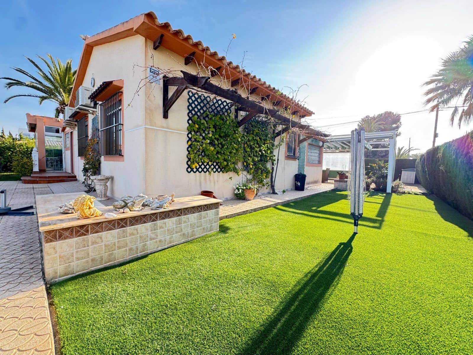 3 bedroom Villa for sale in Cabo Roig with pool - € 790,000 (Ref: 8837644)