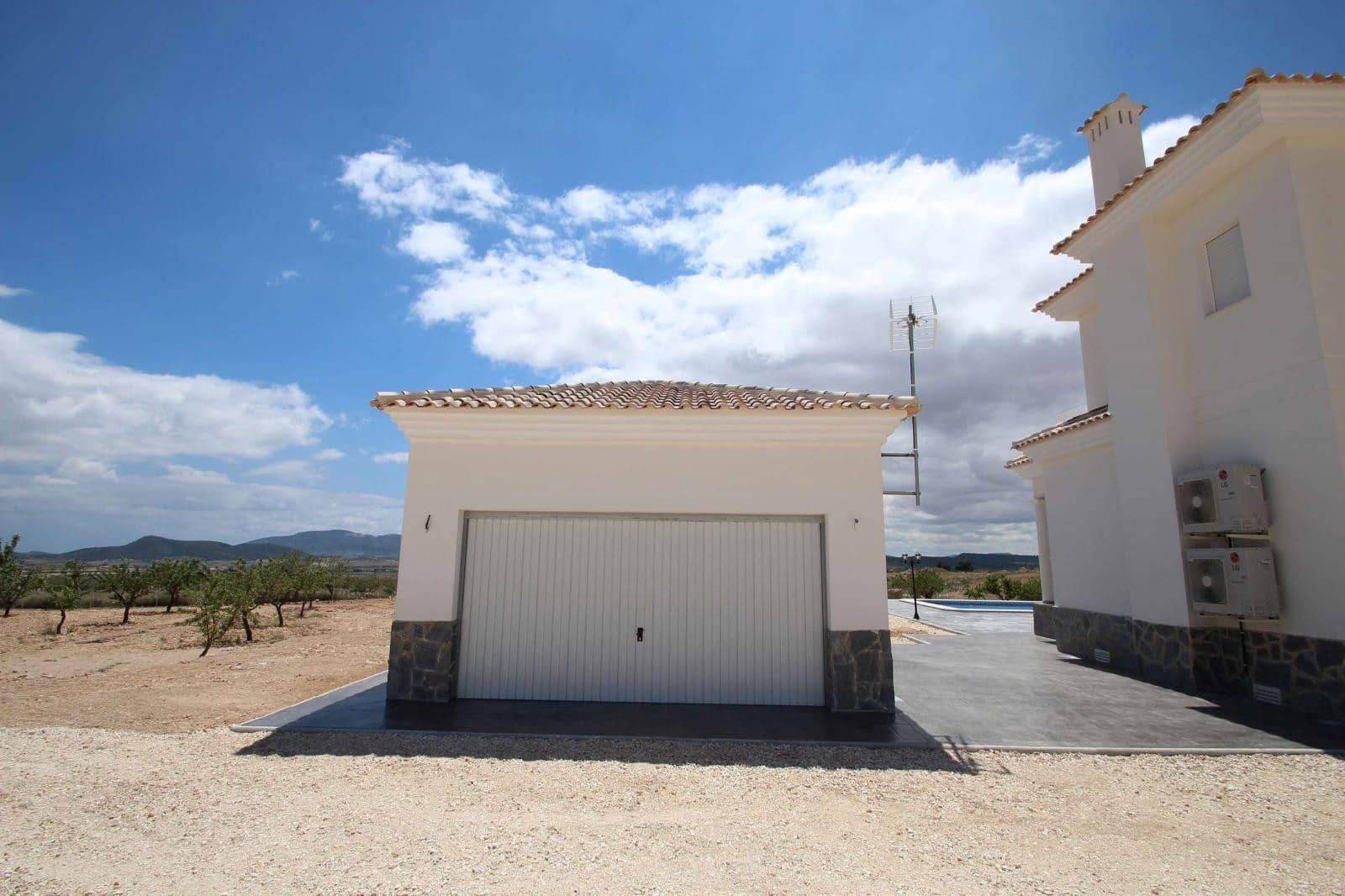 4 camera da letto Villa in vendita in Pinoso con piscina garage - 375.000 € (Rif: 8849858)