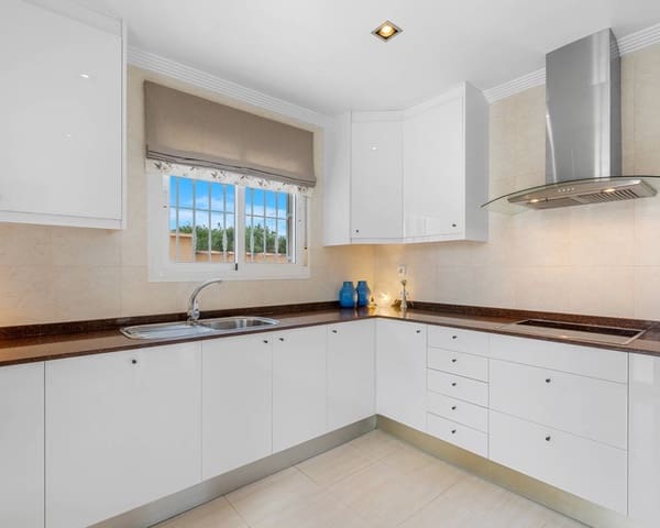 4 quarto Moradia para venda em Ciudad Quesada, Rojales com piscina - 890 000 € (Ref: 8852375)