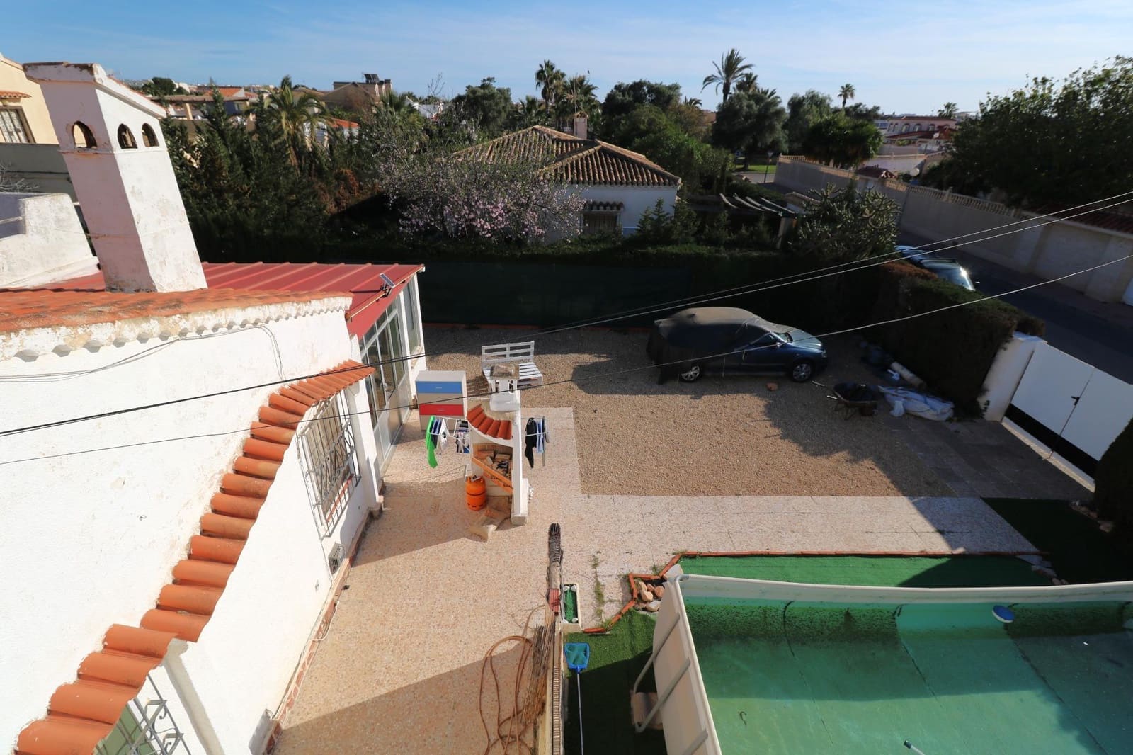 Chalet de 6 habitaciones en Torrevieja en venta - 1.050.000 € (Ref: 8855452)