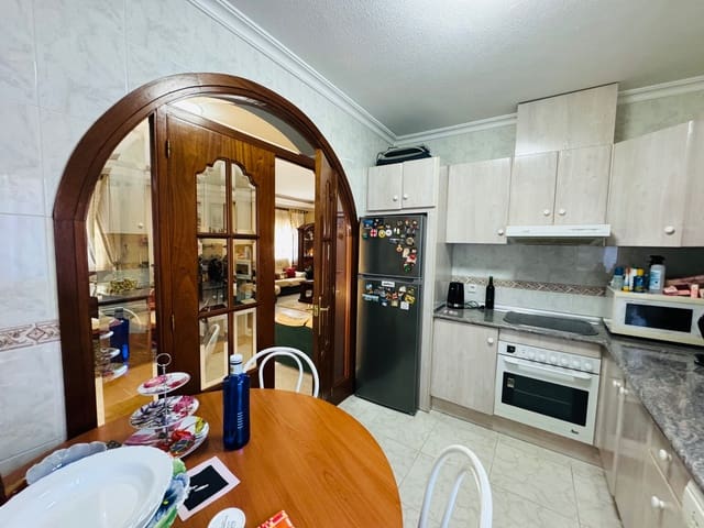 Chalet de 5 habitaciones en Ciudad Quesada, Rojales en venta con piscina - 649.000 € (Ref: 8878434)