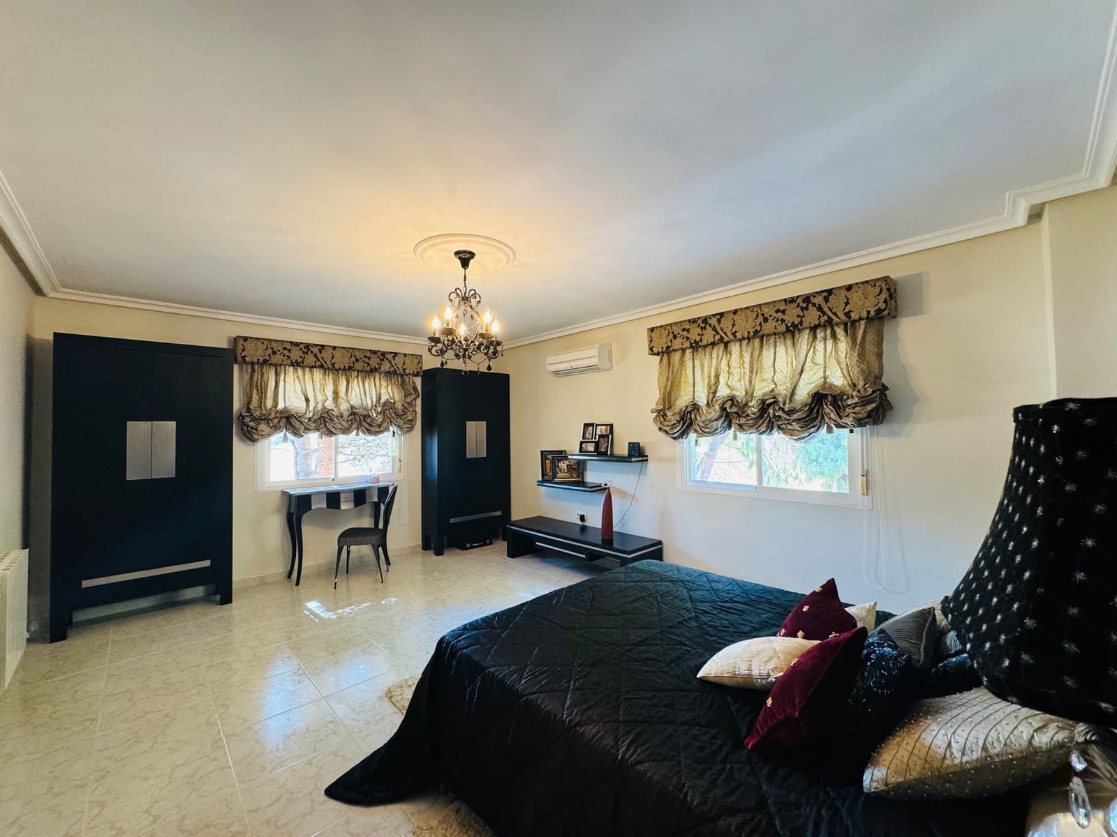 Chalet de 5 habitaciones en Ciudad Quesada en venta con piscina - 649.000 € (Ref: 8878434)