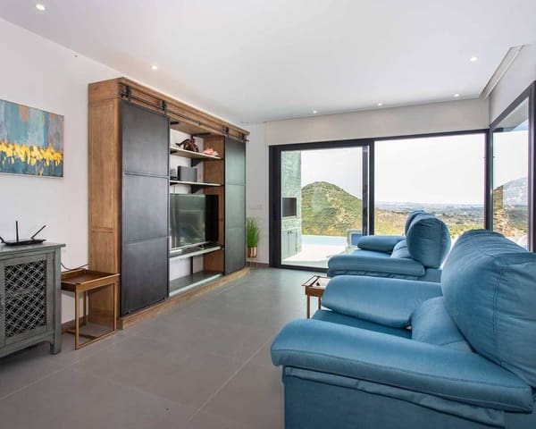 3 bedroom Villa for sale in Ciudad Quesada, Rojales with pool - € 695,000 (Ref: 8878452)