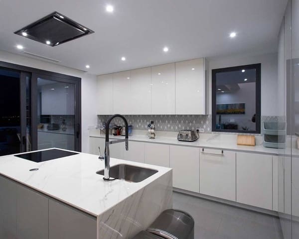 3 bedroom Villa for sale in Ciudad Quesada, Rojales with pool - € 695,000 (Ref: 8878452)