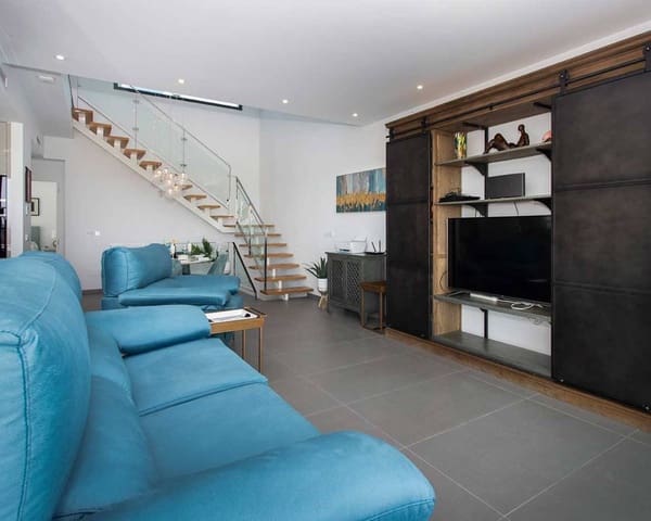 3 bedroom Villa for sale in Ciudad Quesada, Rojales with pool - € 695,000 (Ref: 8878452)