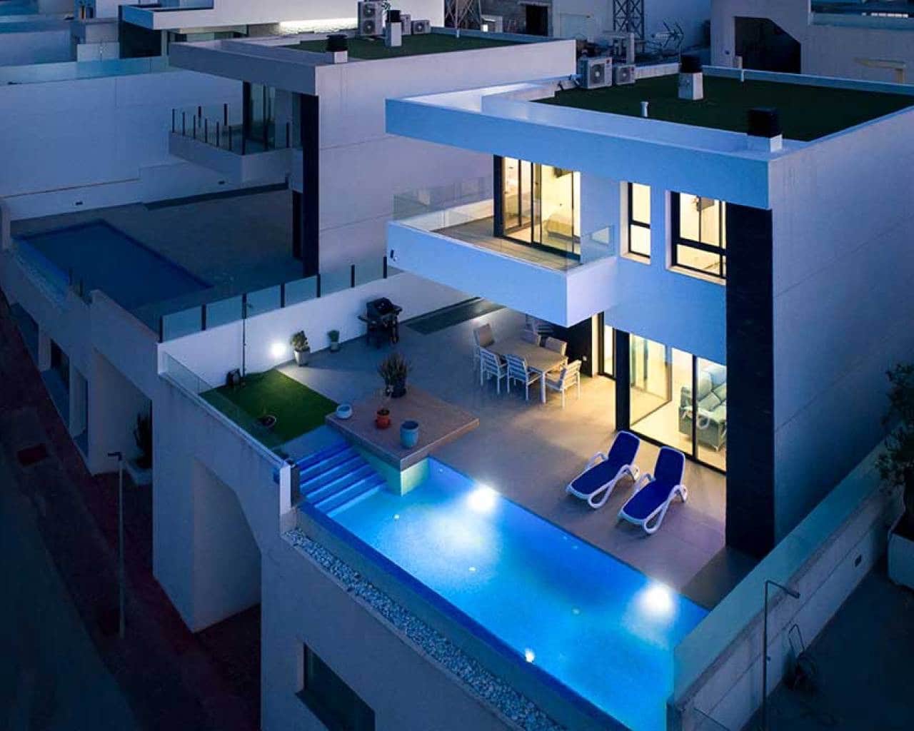 3 bedroom Villa for sale in Ciudad Quesada with pool - € 695,000 (Ref: 8878452)