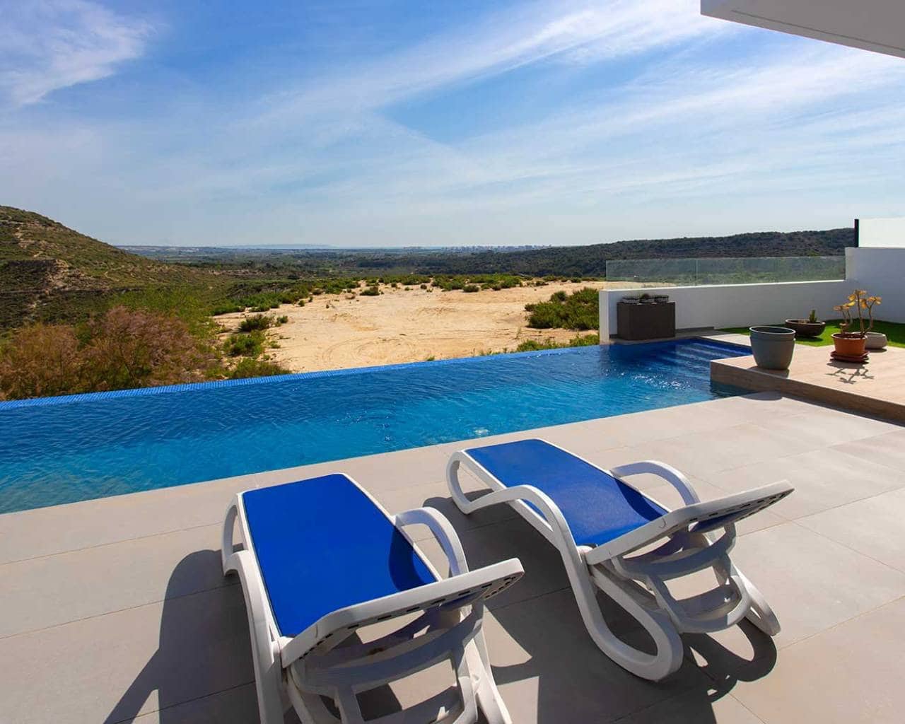 3 bedroom Villa for sale in Ciudad Quesada with pool - € 695,000 (Ref: 8878452)