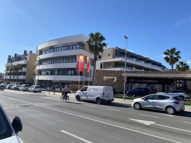 3 slaapkamer Appartement te koop in Playa Flamenca, Orihuela met zwembad garage - € 410.000 (Ref: 8895629)