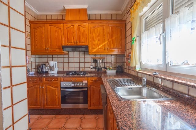 Chalet de 2 habitaciones en Ciudad Quesada, Rojales en venta con piscina - 430.000 € (Ref: 8905834)