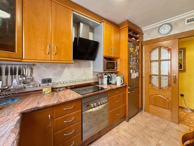 2 Zimmer Wohnung zu verkaufen in Torrevieja - 179.900 € (Ref: 8911452)