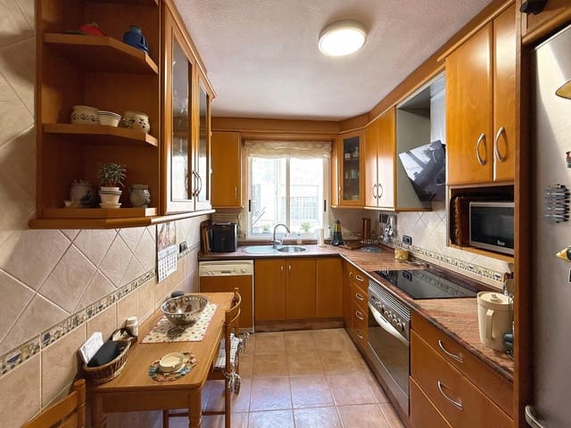 2 Zimmer Wohnung zu verkaufen in Torrevieja - 179.900 € (Ref: 8911452)