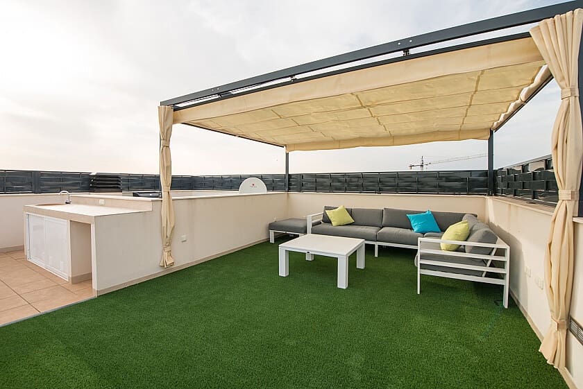 3 soveværelse Semi-Rækkehus til salg i Benijofar med swimmingpool - € 375.000 (Ref: 8911455)